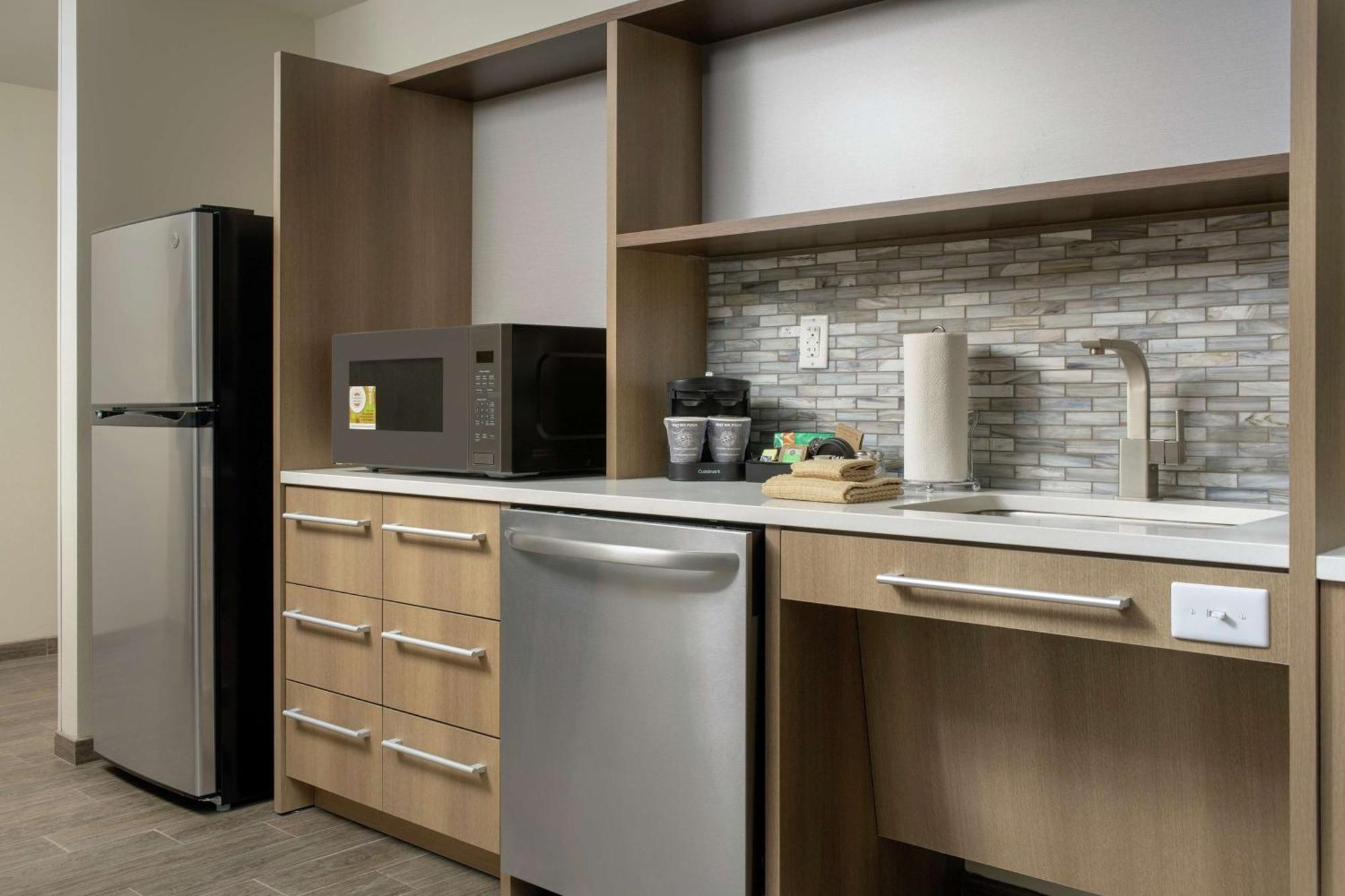 Home2 Suites By Hilton אדיסון מראה חיצוני תמונה